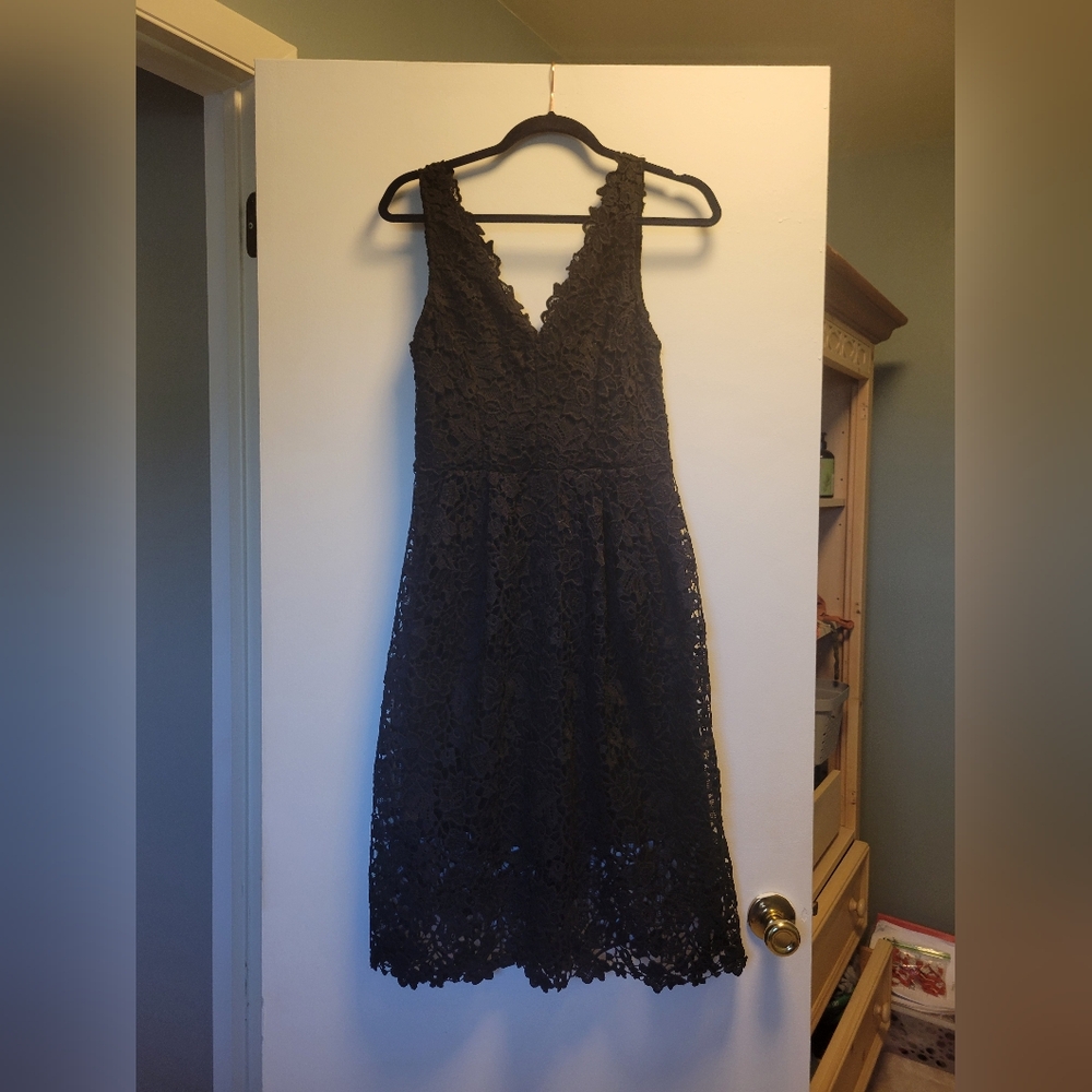 Astr Black Lace Sleeveless Dress - Picture 2 of 3